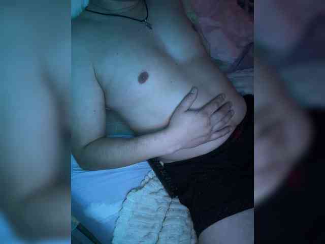 Love698 webcam