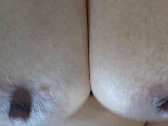 SpikedBella webcam