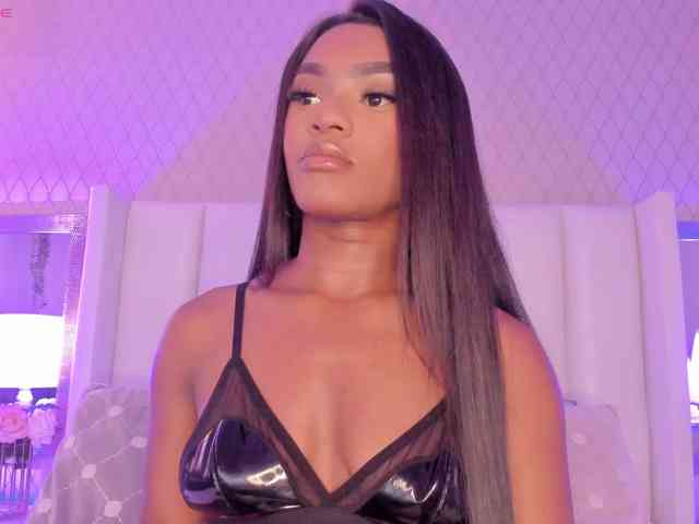 SophiaSmiiths webcam