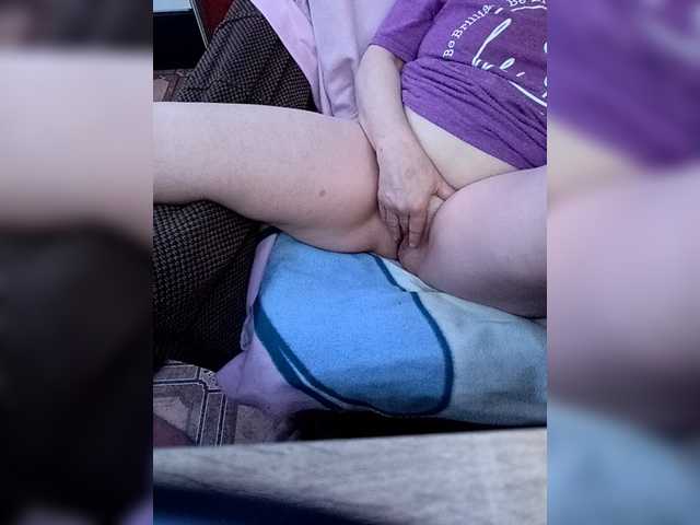 Vai a chattare su AlexaBaby989 AlexaBaby989