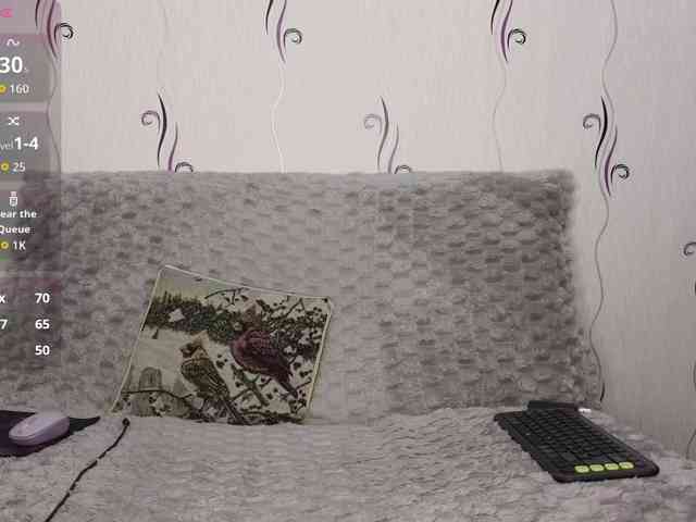 Secret_Smile webcam