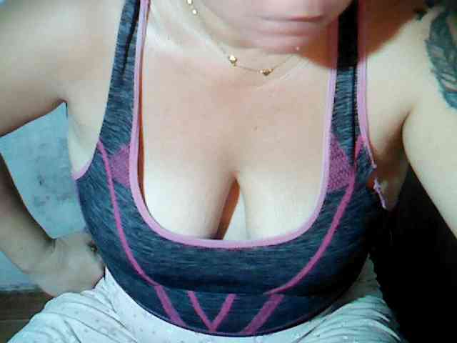 hotmama38 webcam