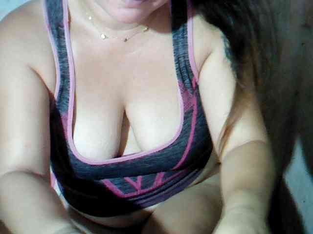 hotmama38 webcam