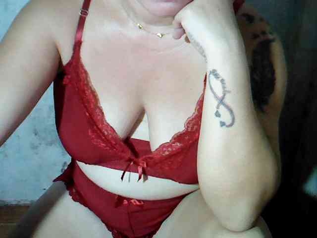 hotmama38 webcam