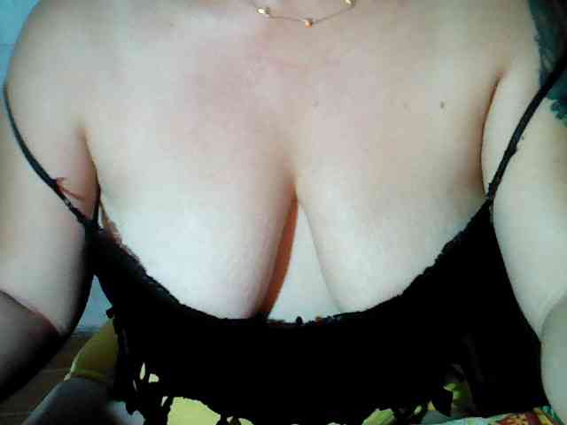hotmama38 webcam