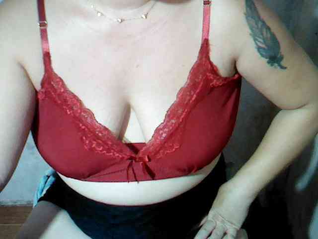 hotmama38 webcam