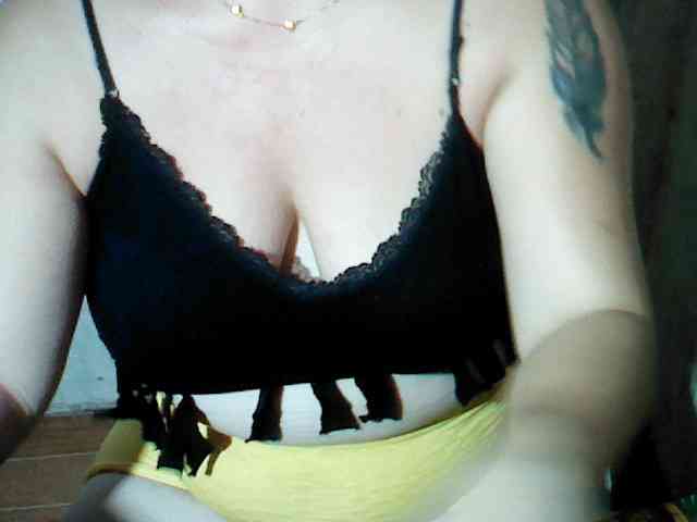 hotmama38 webcam