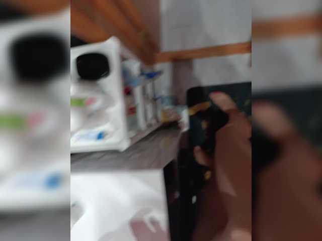 Vai a chattare su SexyCouple69 SexyCouple69