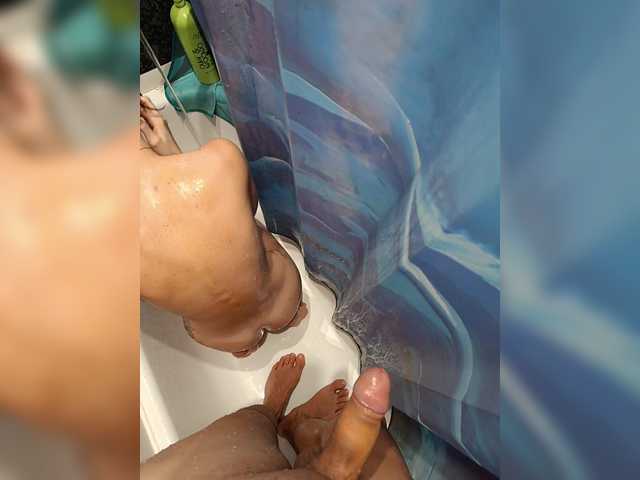 Vai a chattare su SexyCouple69 SexyCouple69