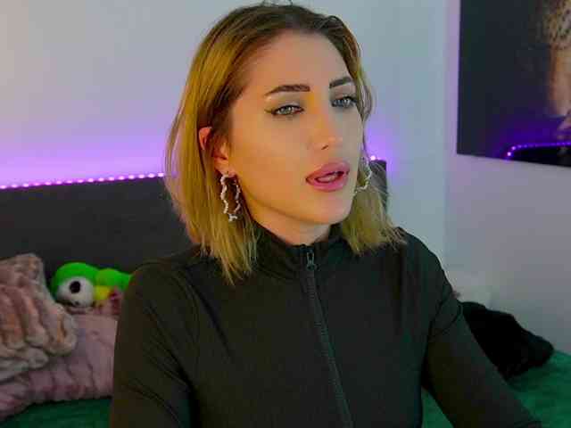 TweetyCream webcam
