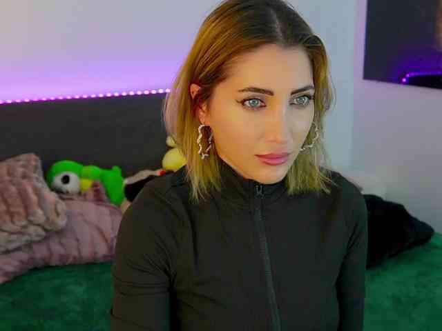 TweetyCream webcam