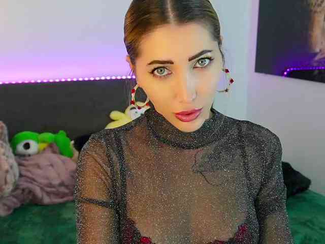 TweetyCream webcam