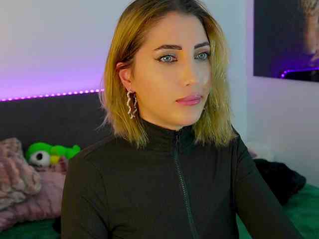 TweetyCream webcam