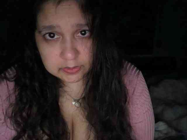 DUMBHOEMELANIE