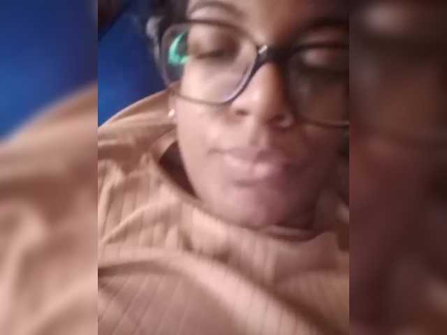IndianBeaut webcam