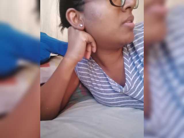 IndianBeaut webcam