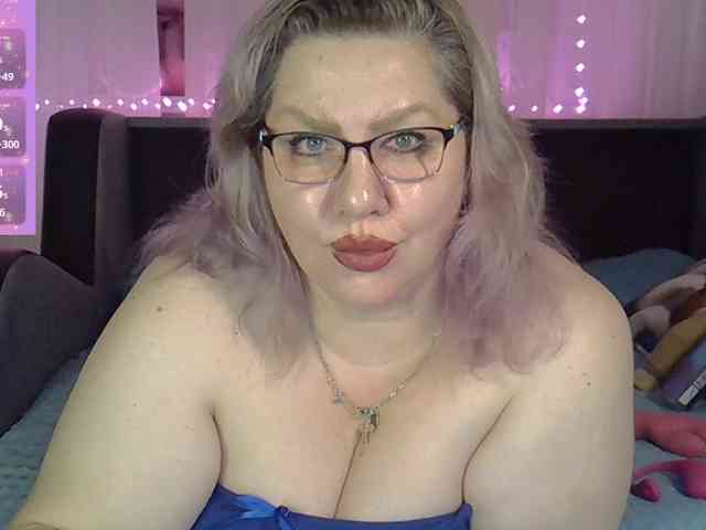 AngelinaGlam webcam