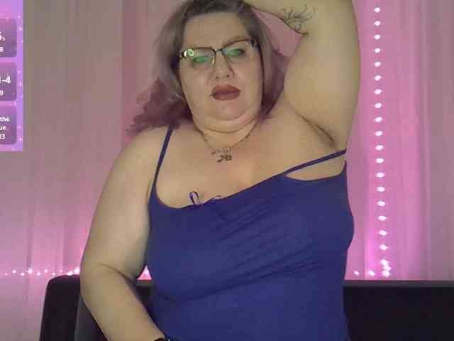 AngelinaGlam webcam