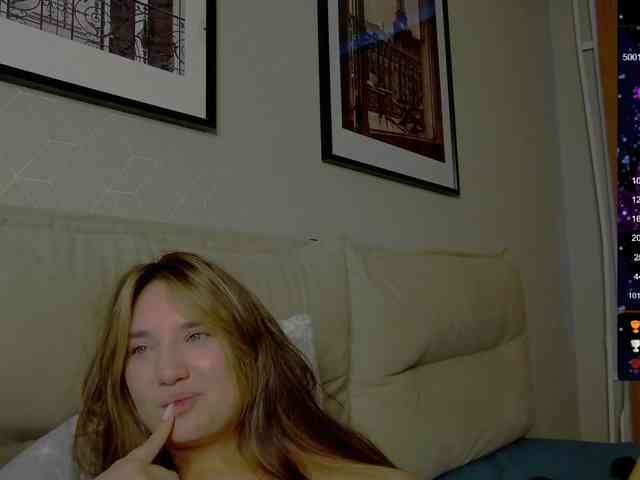 Holly_Molii webcam