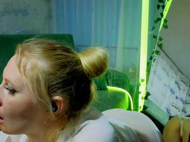Angel_Eyes webcam