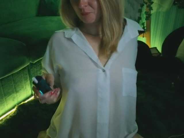 Angel_Eyes webcam