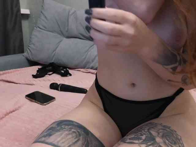 SarahSam webcam