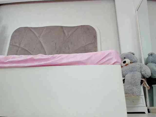 Dariaa_doll webcam