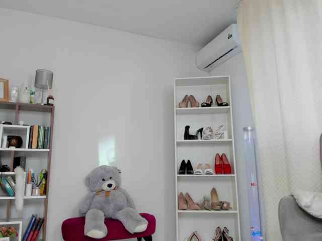 Dariaa_doll webcam