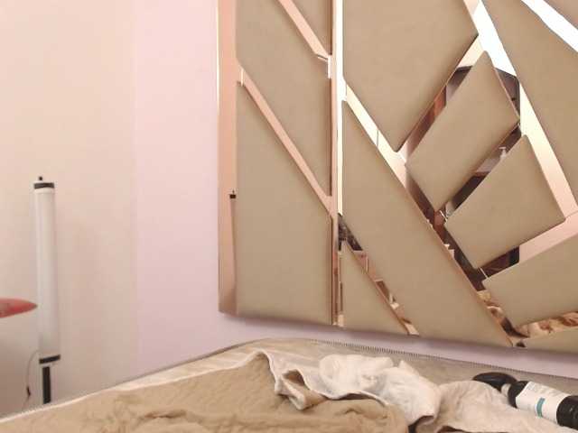 Accedi alla chat con il nickname tu-y-yo19 tu-y-yo19