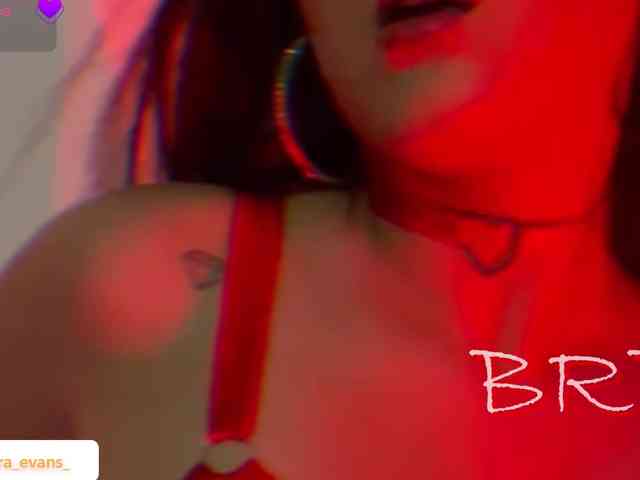 NahiaraEvans- webcam