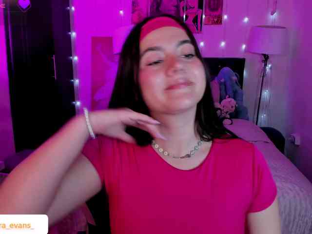 NahiaraEvans- webcam