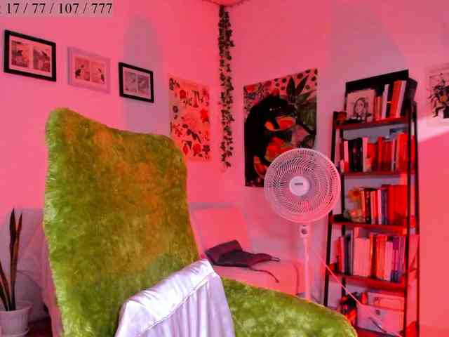Luci--ana webcam