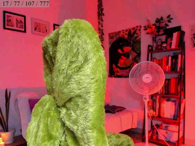 Luci--ana webcam