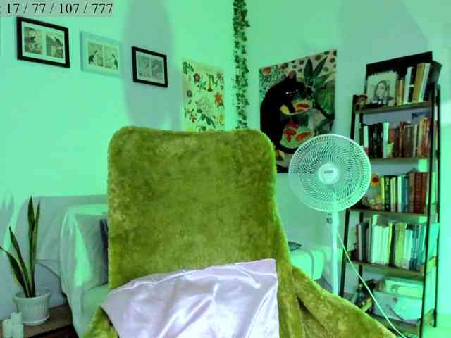 Luci--ana webcam