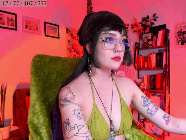 Luci--ana webcam