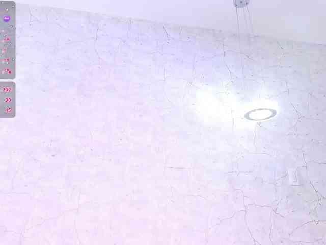 ShantalAddams webcam