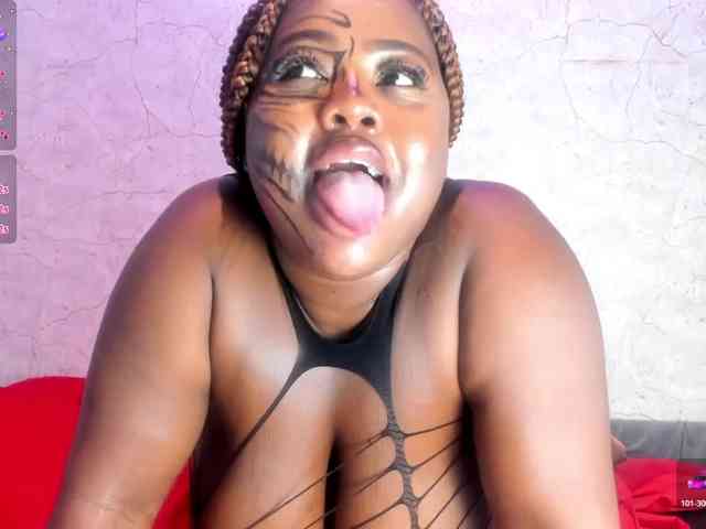 ShantalAddams webcam