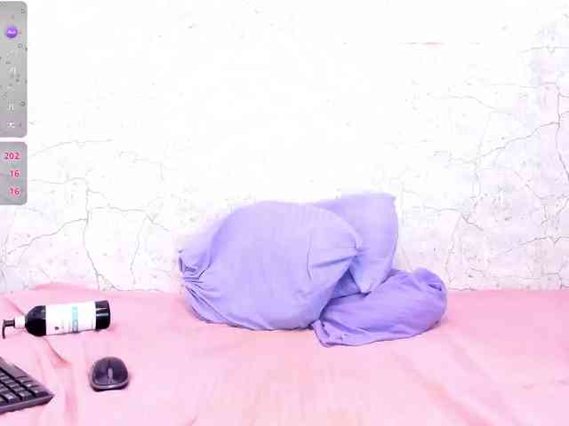 ShantalAddams webcam