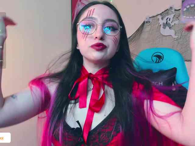 JulietaShelby webcam