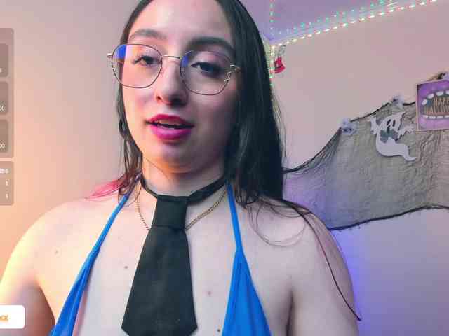 JulietaShelby webcam