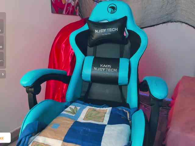 JulietaShelby webcam