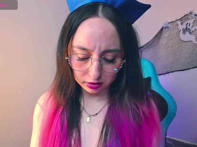 JulietaShelby webcam