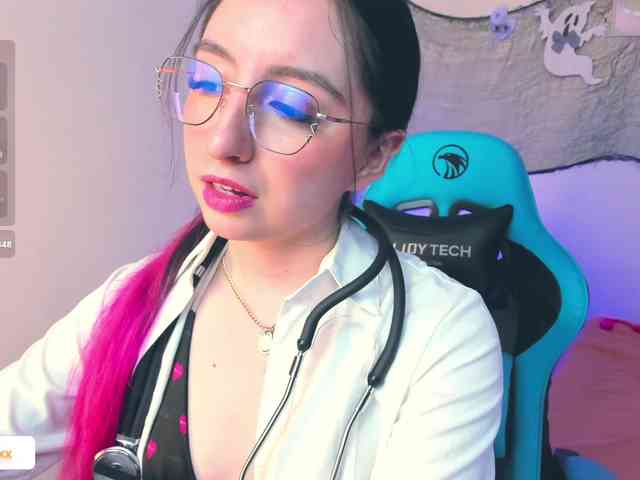 JulietaShelby webcam
