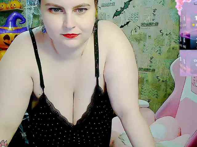 SinfulWhisper webcam