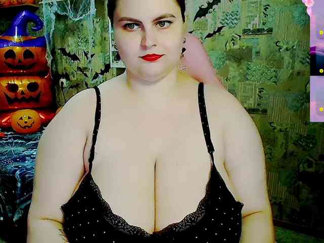 SinfulWhisper webcam