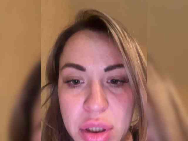 HollyDoll