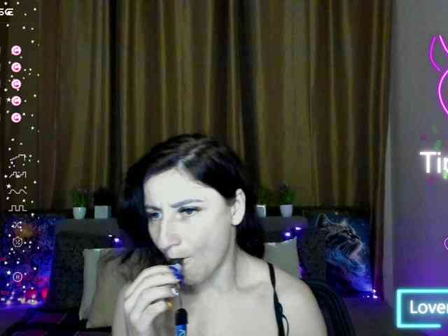 Musekittyjeni112 webcam