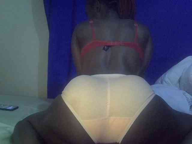 Sexybooty15 webcam