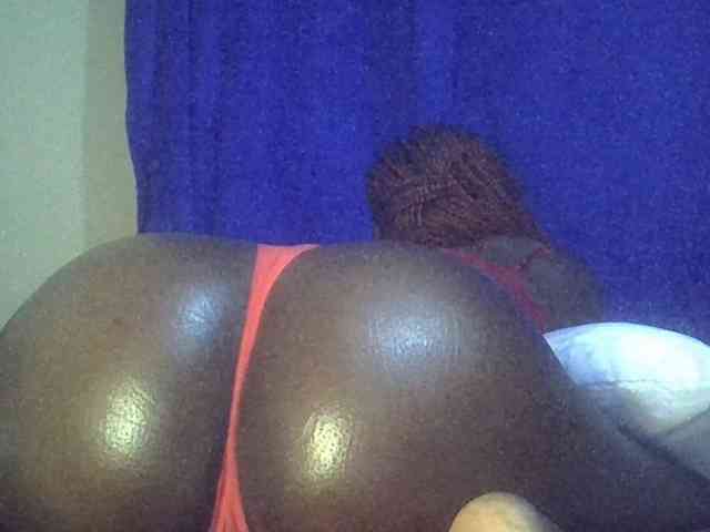 Sexybooty15 webcam