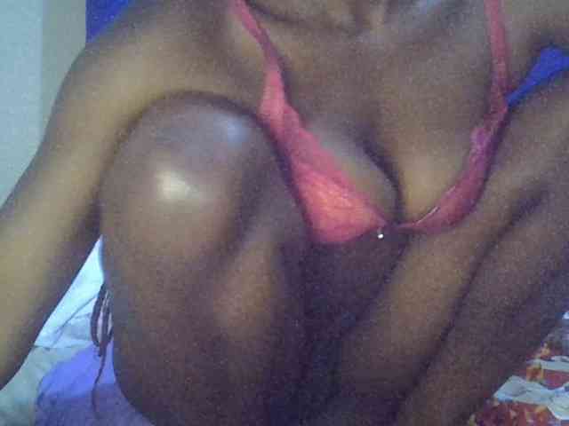 Sexybooty15 webcam